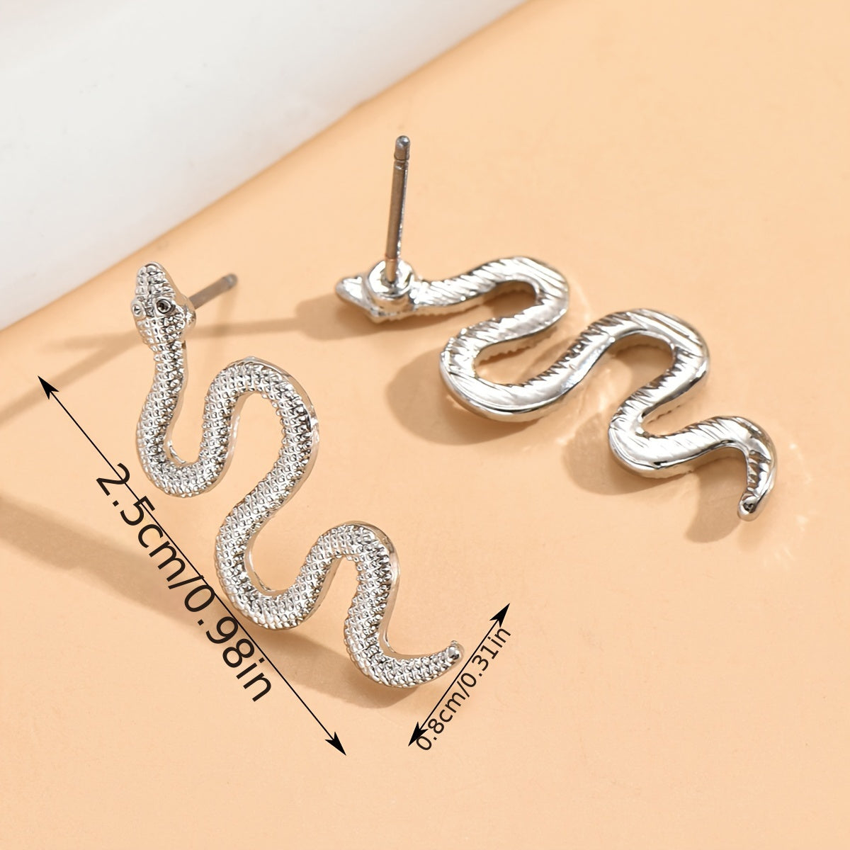 1 Pair Snake Shaped Dangle Earrings - Trendy Minimalist Stud Earrings with Gothic Style, Suitable for Daily Party Wearing, Hypoallergenic and Nickel-Free for Sensitive Skin, Perfect Gift for Ladies