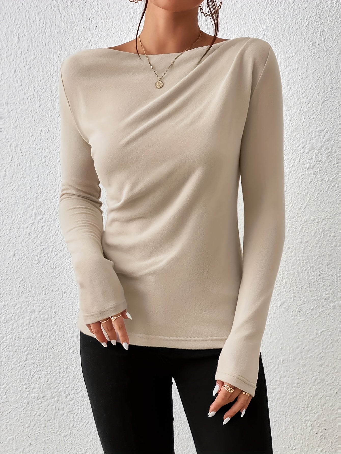 Womens Classic Solid Boat Neck T-Shirt - Stylish Long Sleeves for Spring & Fall - Versatile Casual Top - Premium Quality Wardrobe Staple