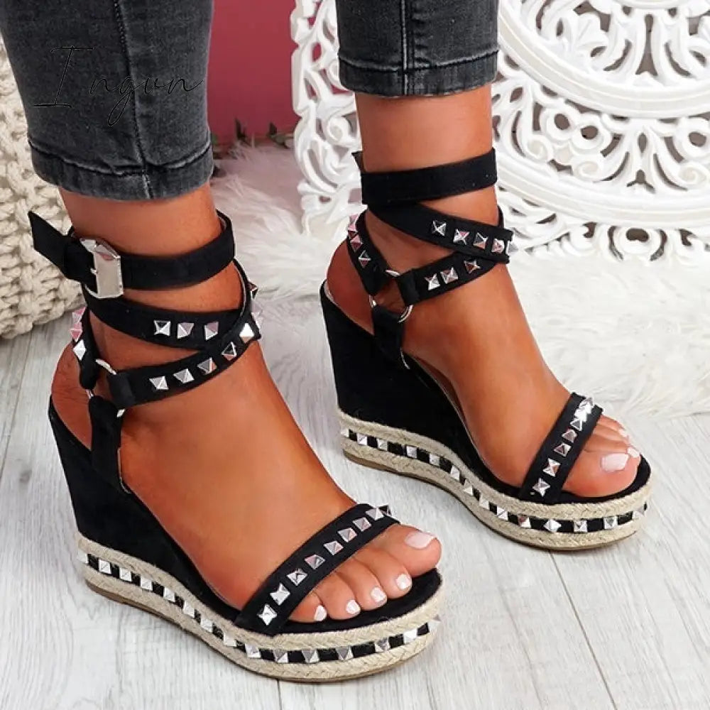Ingvn - Daily Numy Wedge Rock Studs Sandals