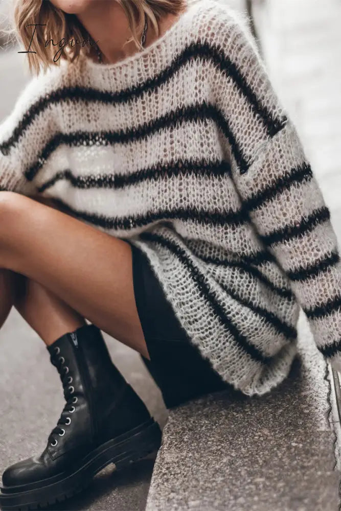 Ingvn - Street Striped Contrast O Neck Tops