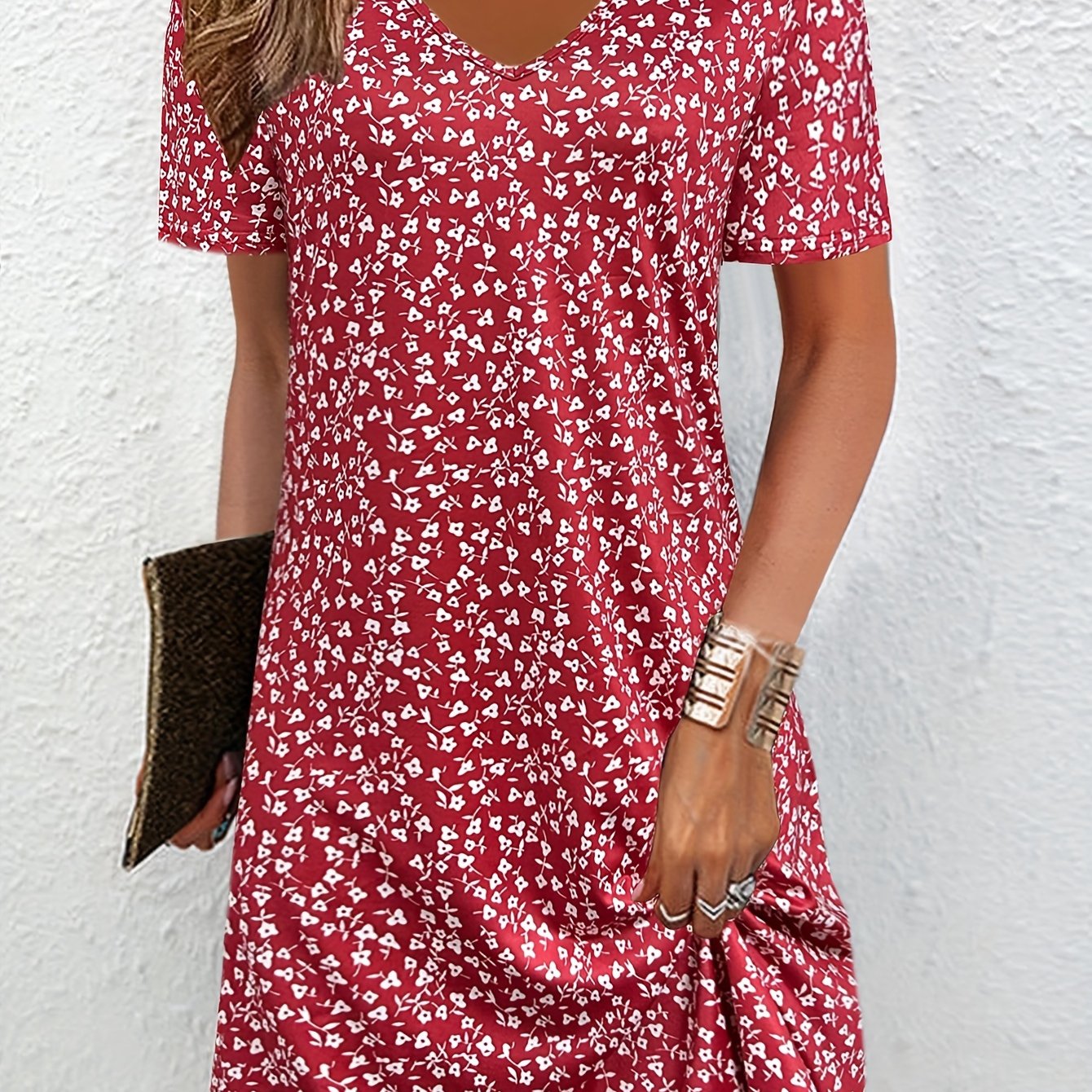 Flattering V Neck Allover Print Dress - Casual Short Sleeve for Spring & Summer - Lightweight, Flowy Womens Clothing for Everyday Chic