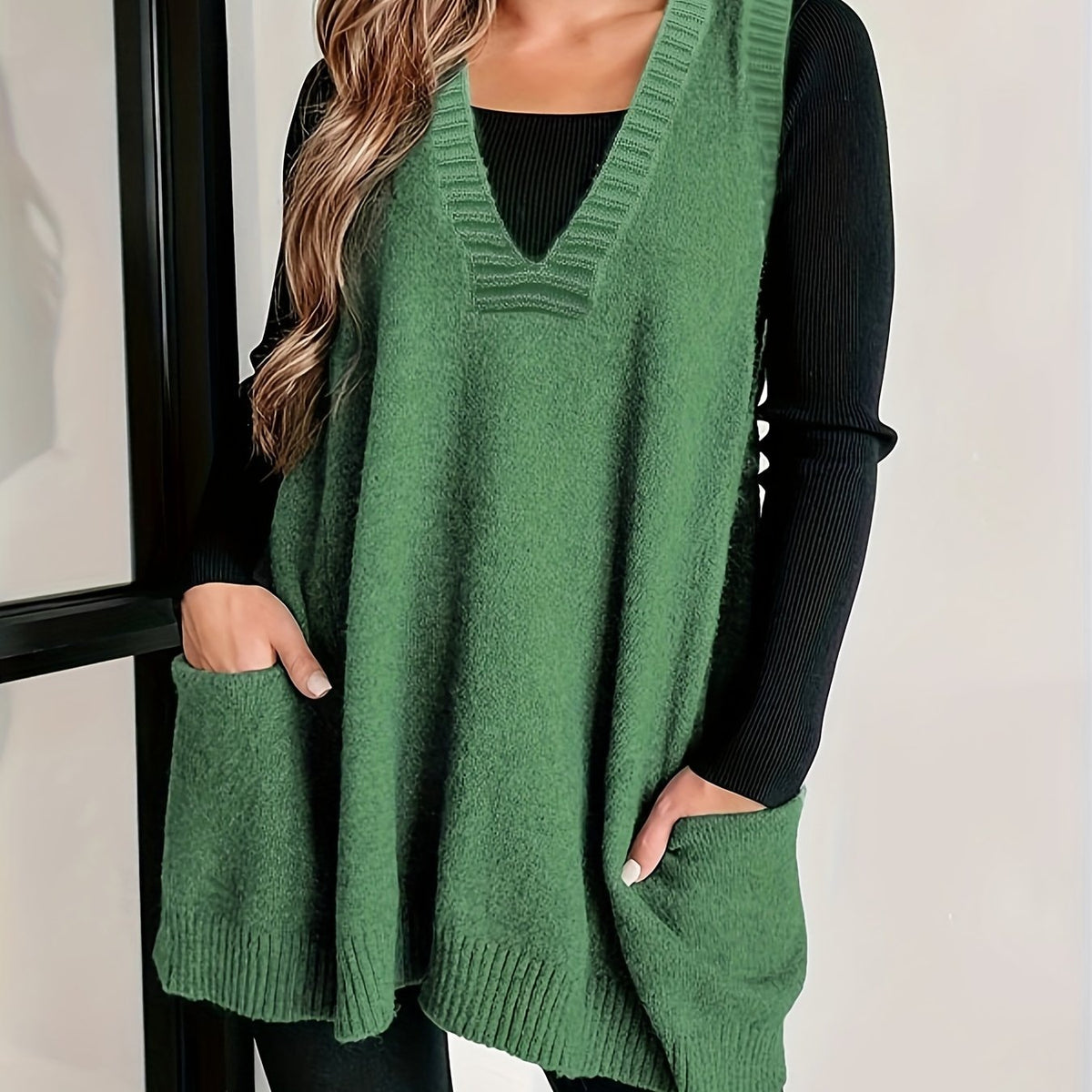 Plus Size Solid Knit Sweater Vest, Casual V Neck Sleeveless Sweater For Fall & Winter, Women's Plus Size Clothing