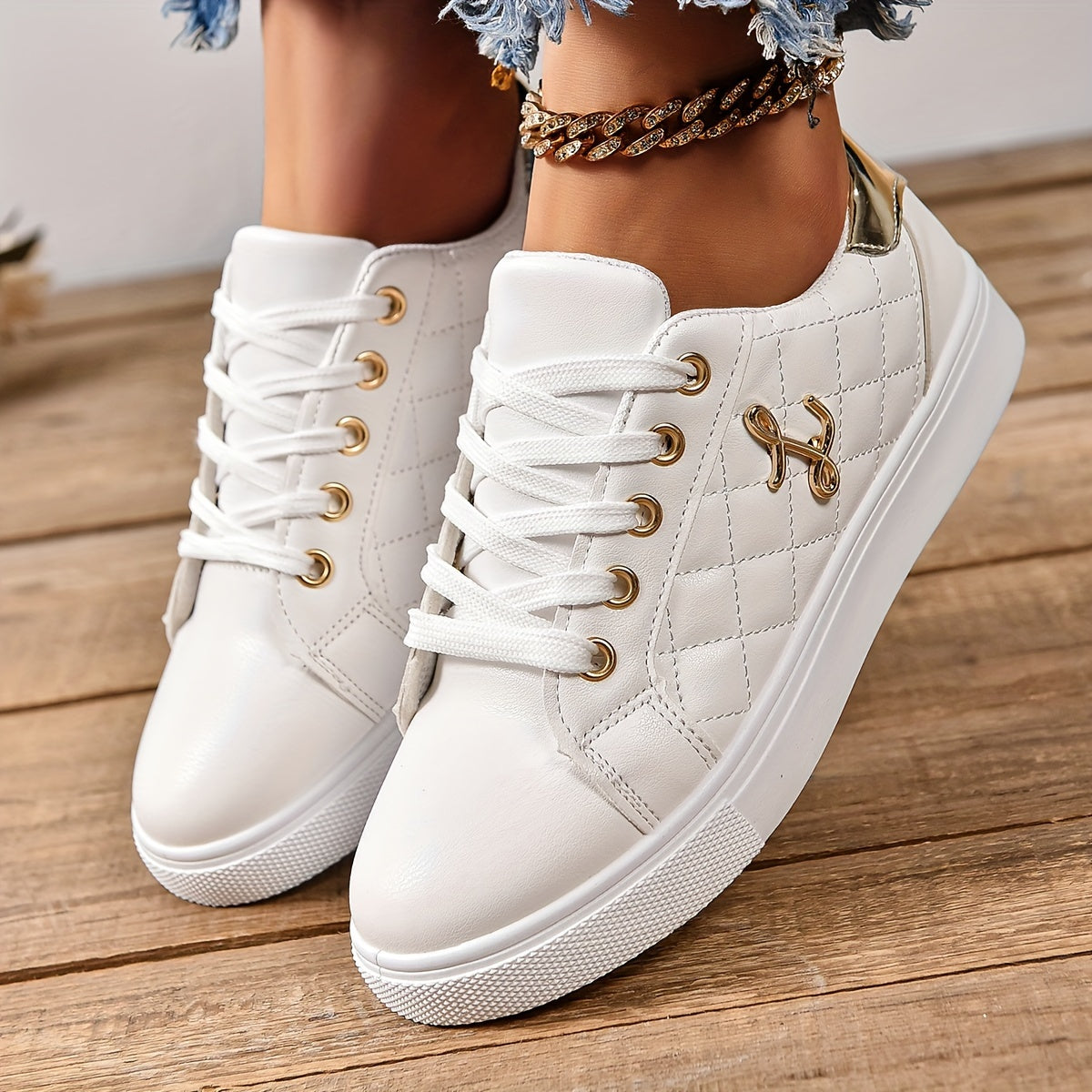 Chic Quilted Sneakers for Women - Comfortable Low-Top Design with Lace-Up Closure, Metallic Accent and Soft Sole for Casual Wear