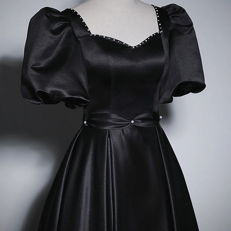 Elegant Satin Black Evening Dresses Beaded Ruched Sweetheart Short Sleeves Formal Party Gowns Long Prom Dresses Robe De Soirée