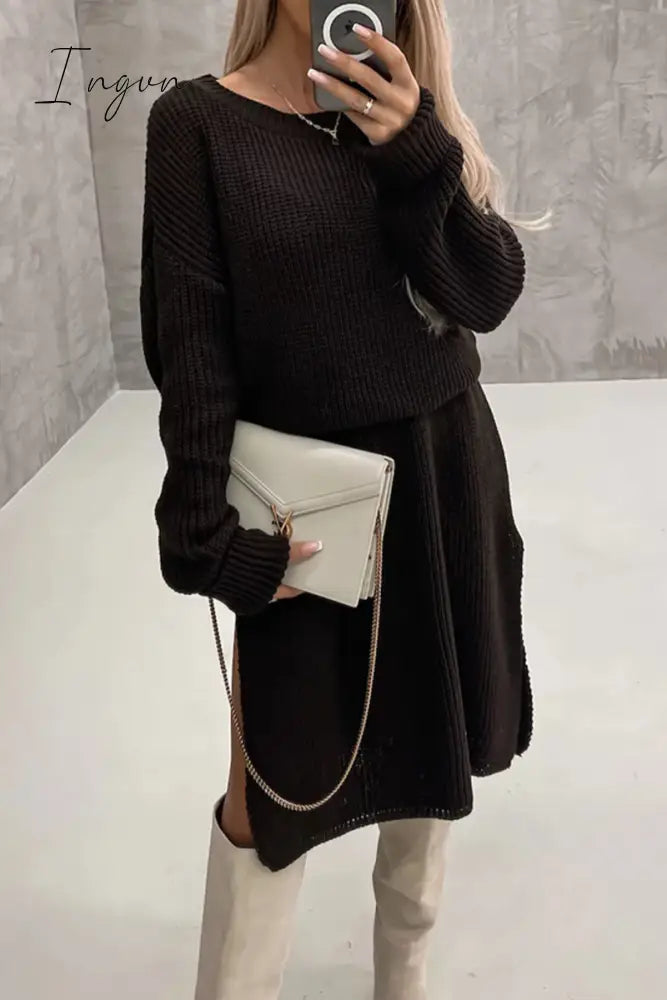 Ingvn - Elegant Simplicity Solid Slit O Neck Long Sleeve Dresses