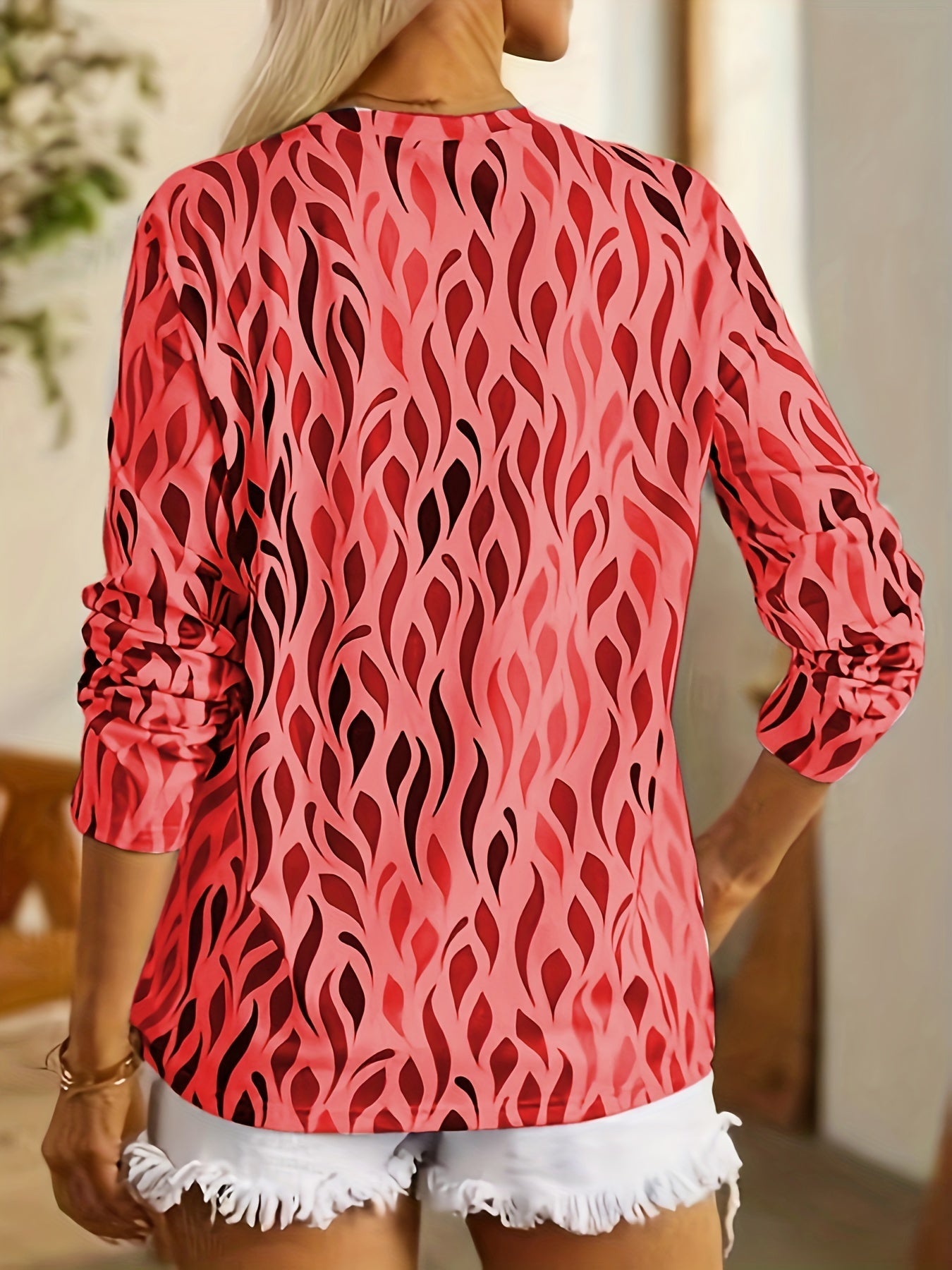 Vibrant All-Over Print Crew Neck Long Sleeve T-Shirt - Soft, Breathable, Casual Wear for Fall & Spring - Women's Fashion Clothing for Everyday Comfort