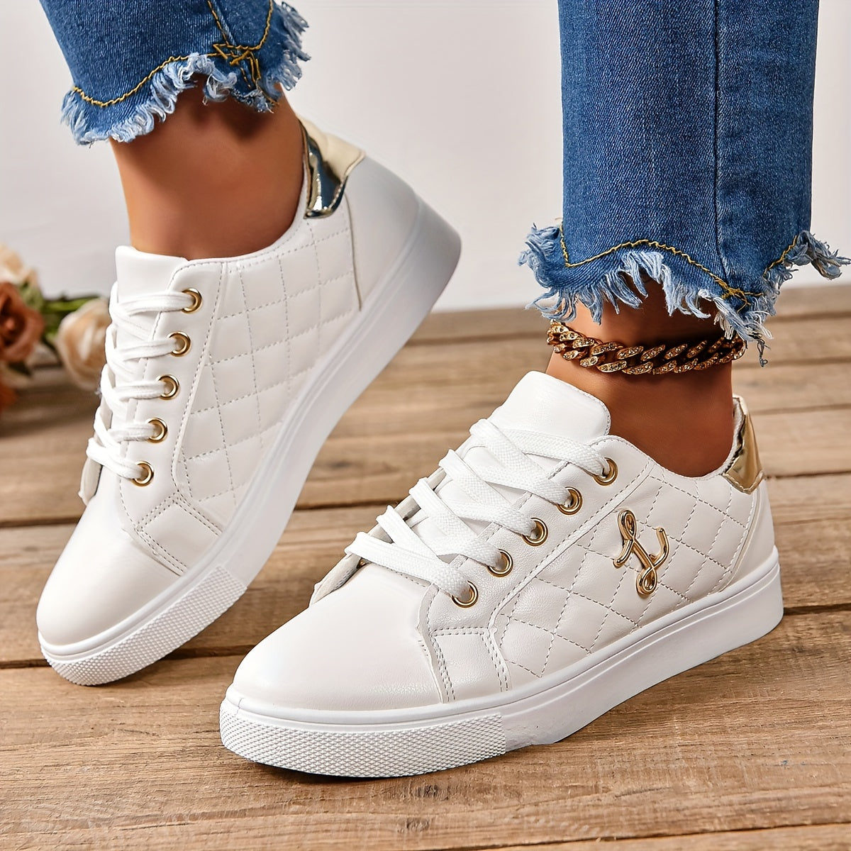 Chic Quilted Sneakers for Women - Comfortable Low-Top Design with Lace-Up Closure, Metallic Accent and Soft Sole for Casual Wear