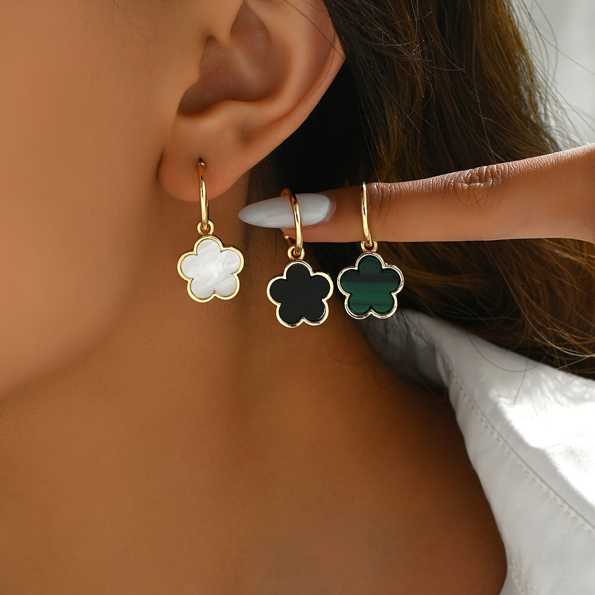 Stunning Clover Drop Earrings - Zinc Alloy Dangle Earrings with Iron Ear Needle, No Plating, Versatile Fashion Accessory for Daily and Party Occasions, Hypoallergenic, Nickel-Free, One Pair