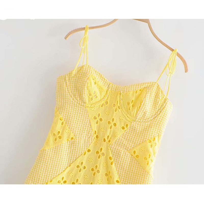 Voguable  Women Yellow Lace Trim Spaghetti Strap Bodycon Mini Dress Romantic Lady Backless Sleeveless Party Club Sexy Dress