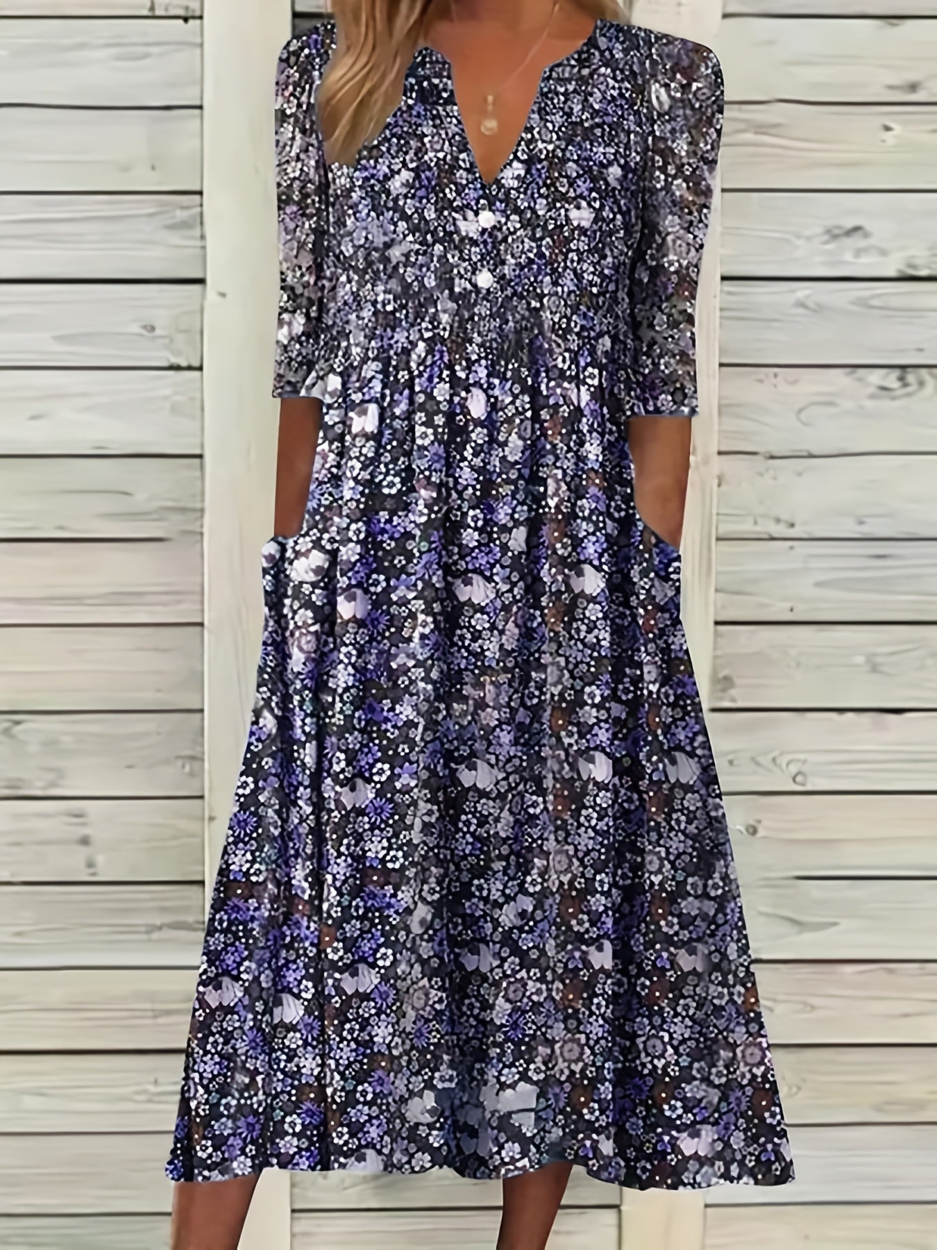 Vibrant Ditsy Floral V-Neck Dress - Comfy Ruched Design with Handy Pockets - Perfect for Summer Casual Outings, Women’s Fashion