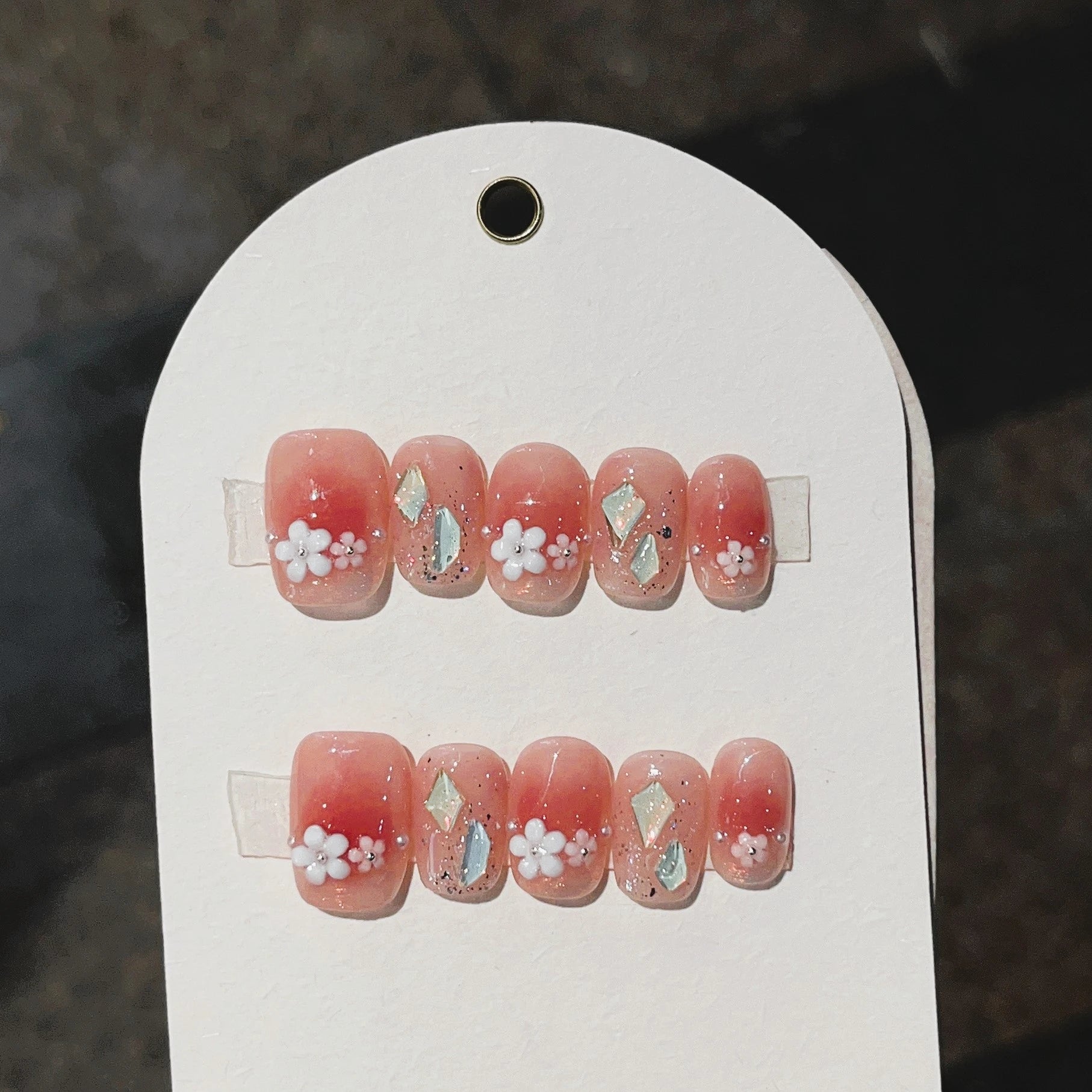 10Pcs Cute Handmade Press On Nails Full Cover Pearls Design Short Round Head False Nails Artificial Manicure Wearable Nail Tips