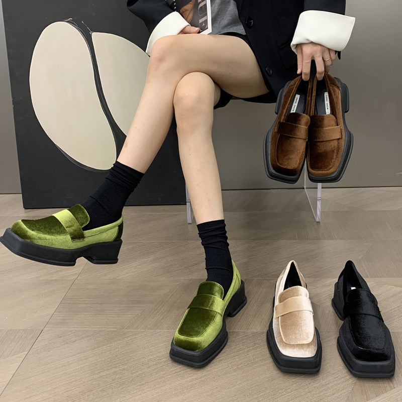 Women Luxury Velvet Loafers Fashion Square Toe Platform Moccasins Ladies Brand Design Evening Party Heel Shoes