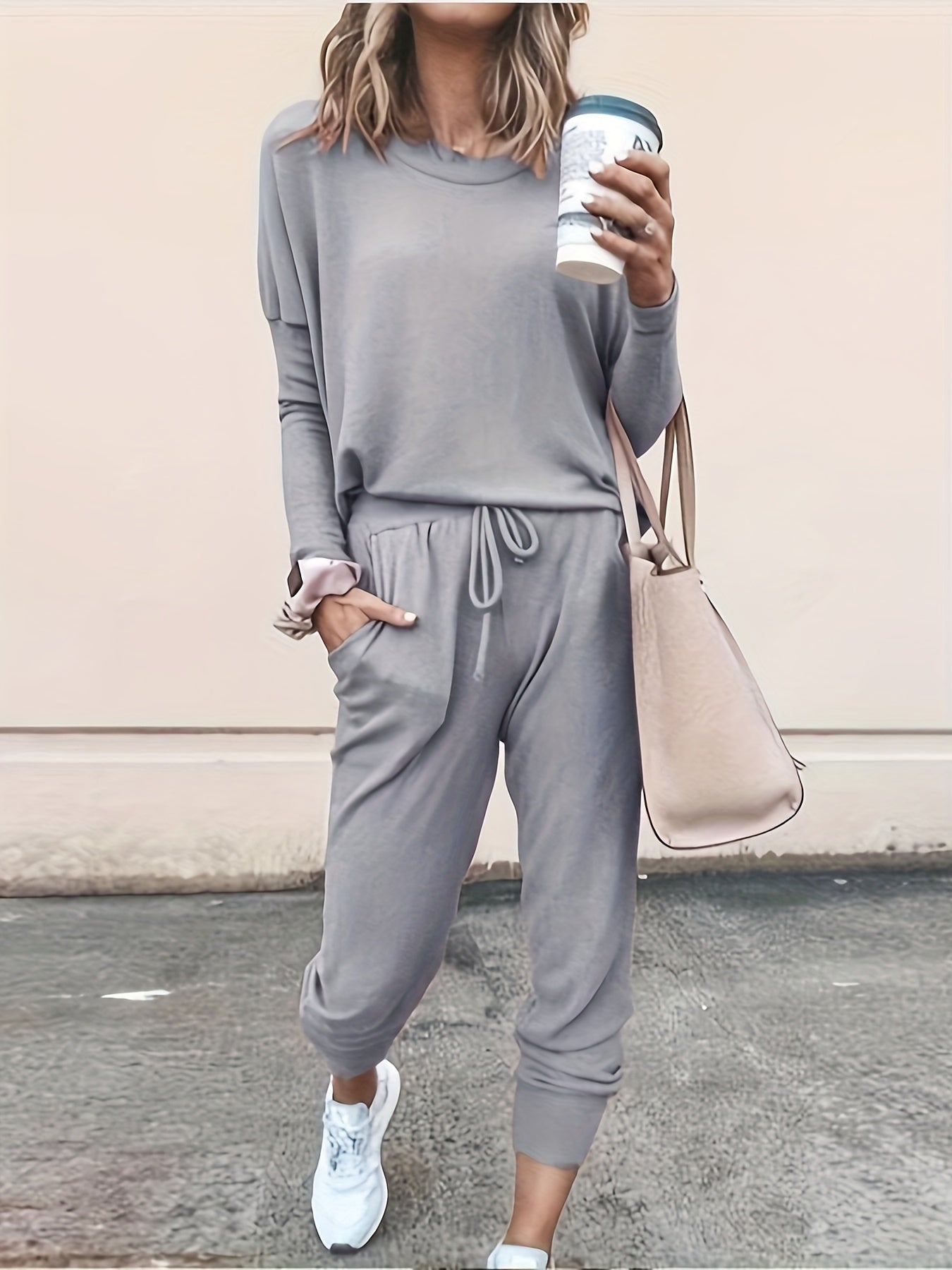 Chic Womens Two-piece Set - Comfy Long Sleeve Tee & Drawstring Jogger Pants - Versatile Solid Outfit for Casual Days