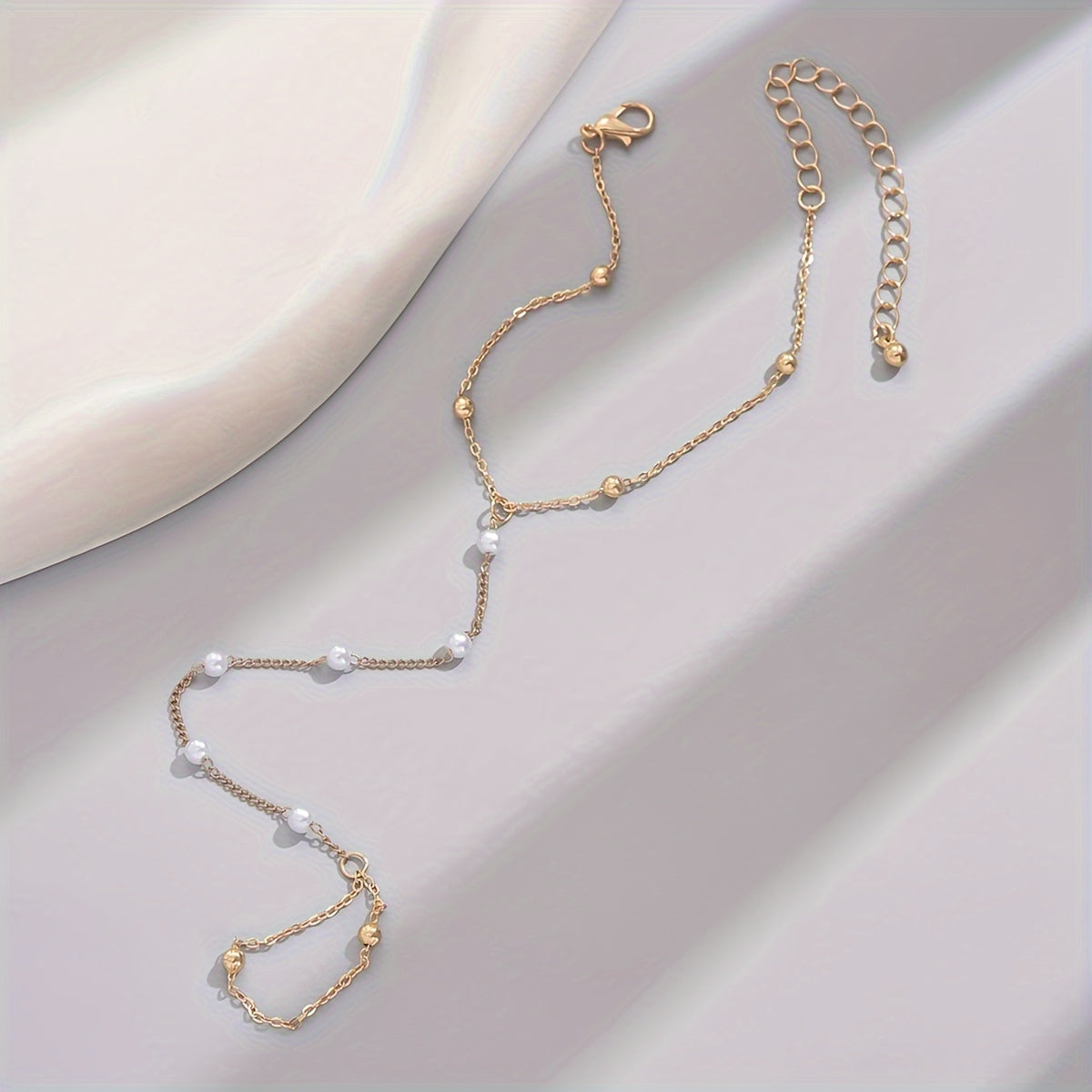 1pc Exquisite Faux Pearl Hand Bracelet with Ring - Elegant Middle Eastern Style, Chic Beaded Hand Chain, Perfect for Women's Daily Wear, Fashionable Accessory, Ideal Gift for Ladies, Stylish Jewelry for Any Occasion