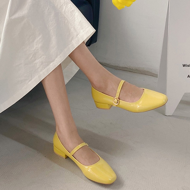 Spring Autumn Women Mary Janes Shoes Patent Leather Low Heels Dress Shoes Square Toe Shallow Buckle Strap Girls Shoes 8828N