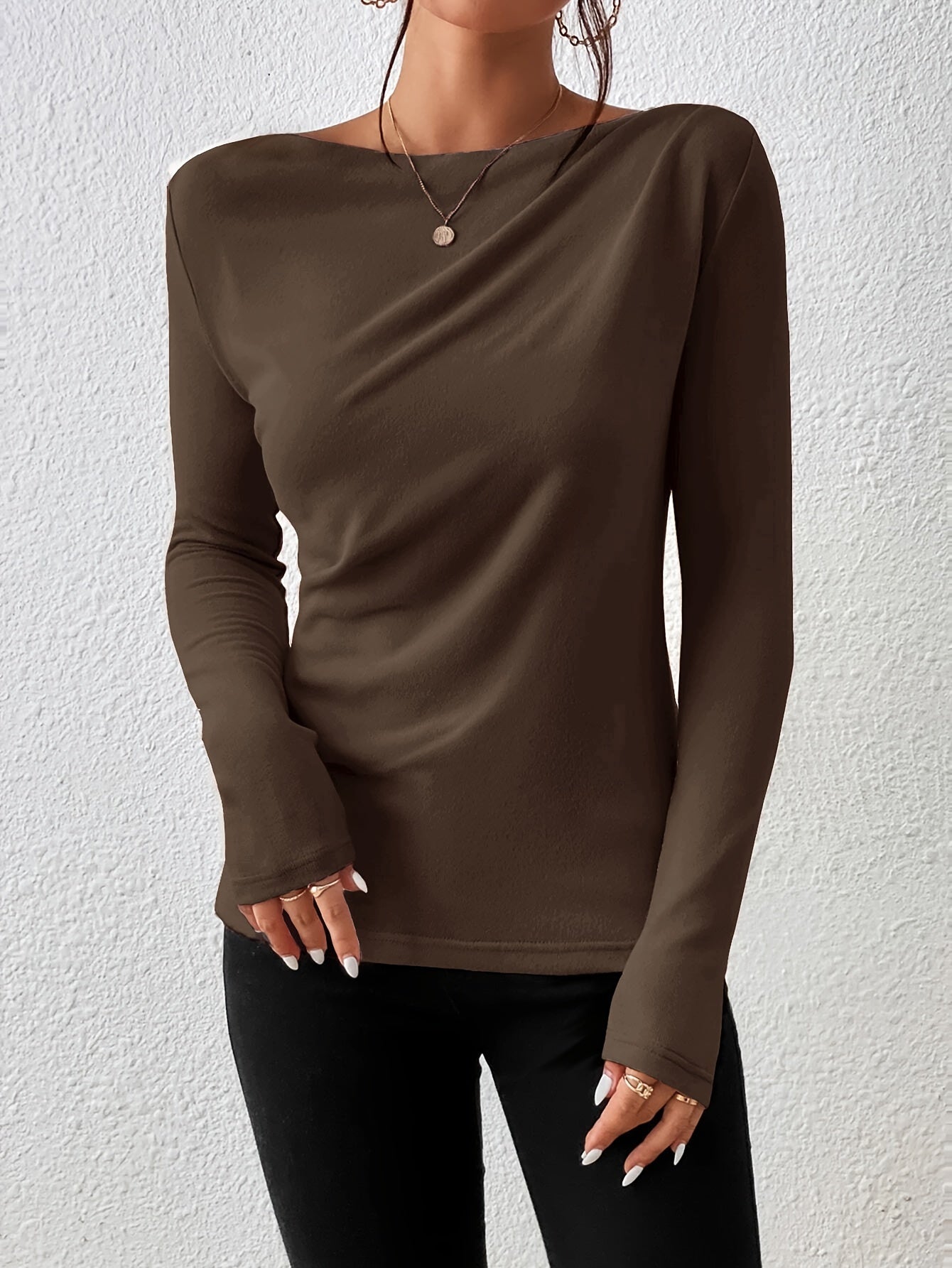 Womens Classic Solid Boat Neck T-Shirt - Stylish Long Sleeves for Spring & Fall - Versatile Casual Top - Premium Quality Wardrobe Staple
