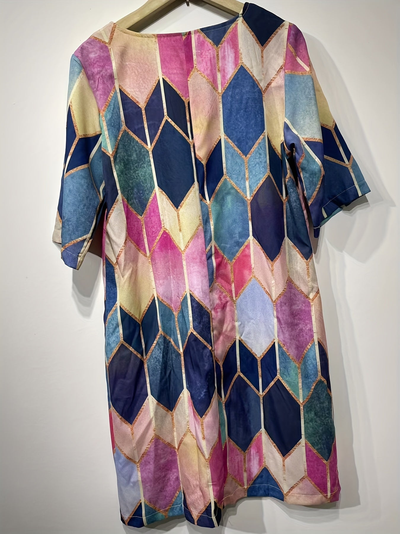 Multicolor Printed V-Neck Flowy Dress - Loose Fit & Crop Sleeves for Spring/Fall - Mature Style, Waist Emphasizing, Perfect Womens Wardrobe Staple