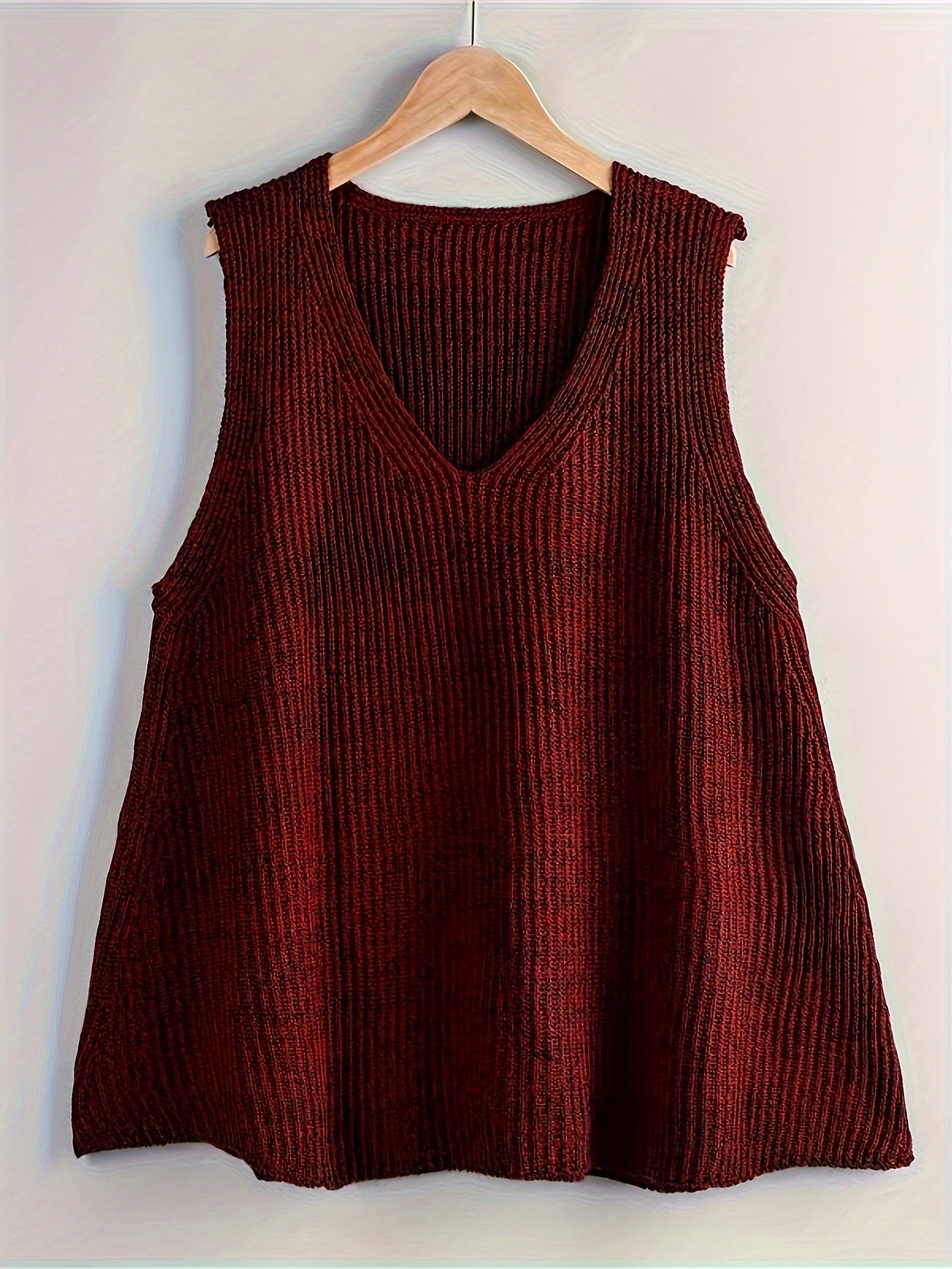 Chic Plus Size V-Neck Sweater Vest - Comfortable Stretch Fit for Daily Wear