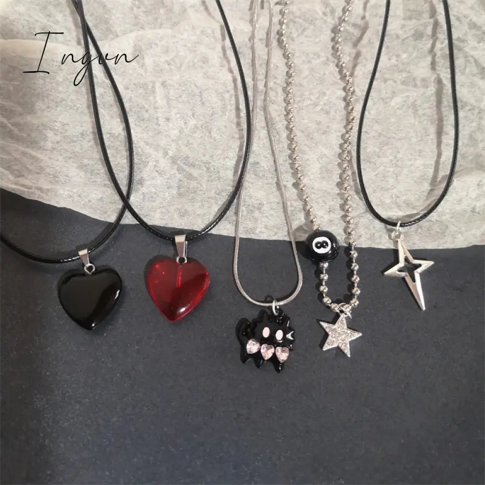 Vintage Star Red Crystal Heart Pendant Leather Rope Chain Necklace For Women Korean Fashion Collar Choker Necklace Y2K Jewelry