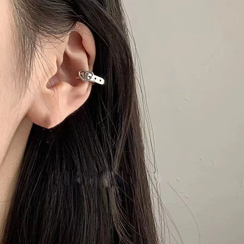 2023 Korea Silver Color metal Geometric Heart Ear Cuff Stackable Simple C-shape Ear Clip Earrings for Women Aesthetic Jewelry