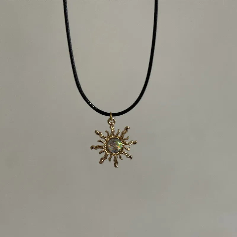 Ingvn  Vintage Drip Oil Flower Sun Pendant Necklace with Leather Rope Unique Antique Style Jewelry Accessory