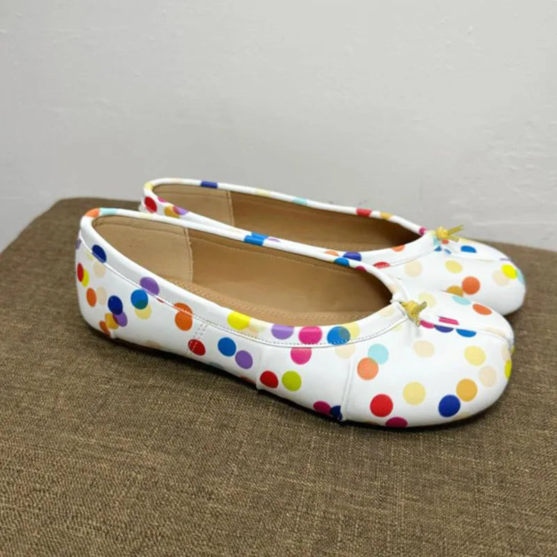 Ingvn  Split Toe Women Ballet Flats Fashion Tabi Shoes Casual Slip-on Loafers Ladies Pleated Leather Espadrilles Zapatillas Mujer
