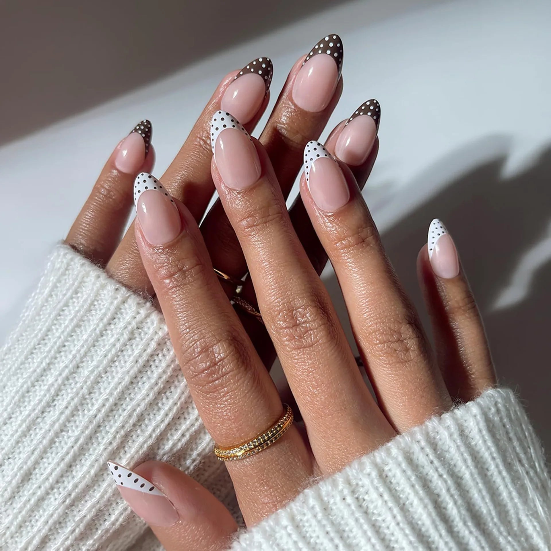 Ingvn  24Pcs Autumn Polka Dot French Press on Nails Solid Color Brown Grid Pattern Design Fake Nail Tips Short Wearable Almond Nail Art