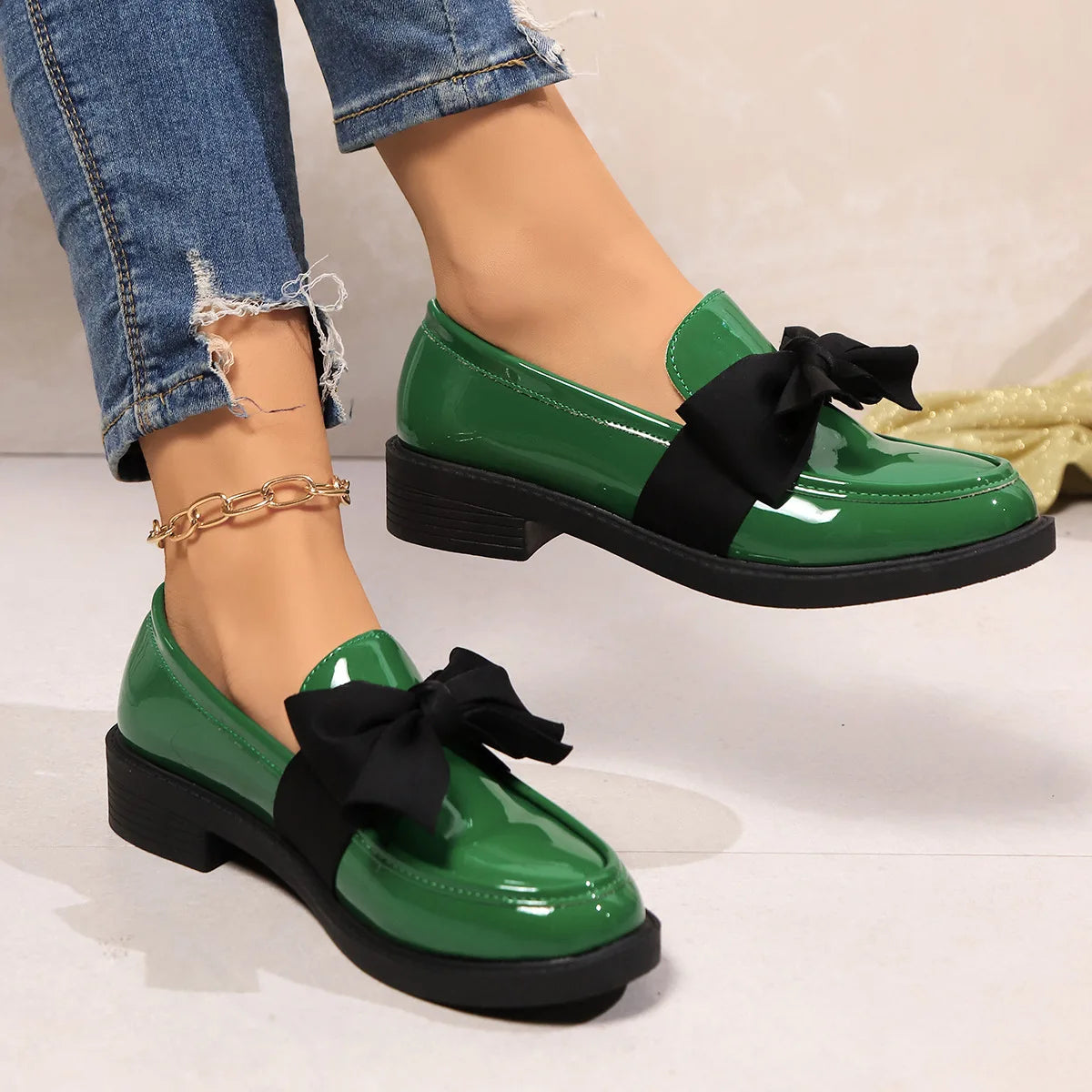 Ingvn  Fashion Elegant Bowknot Slip on Loafers for Women Solid Color Patent Shoes Woman Comfort Soft Sole Platform Loafers