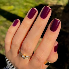 Ingvn  24Pcs Solid Color Artificial Press on Nails Short Autumn Acrylic Nail Art Realistic False Nails Set with Tools self-adhesive