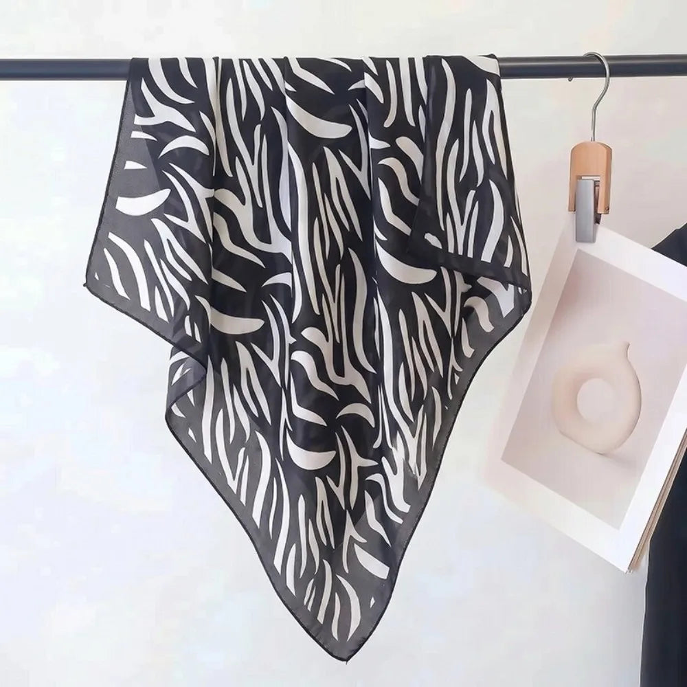 Ingvn  70x70cm Silk Scarf Silk Material Horse Pattern Neck Ties Handkerchief Style Leopard Print Horse Pattern Scarf Summer Season
