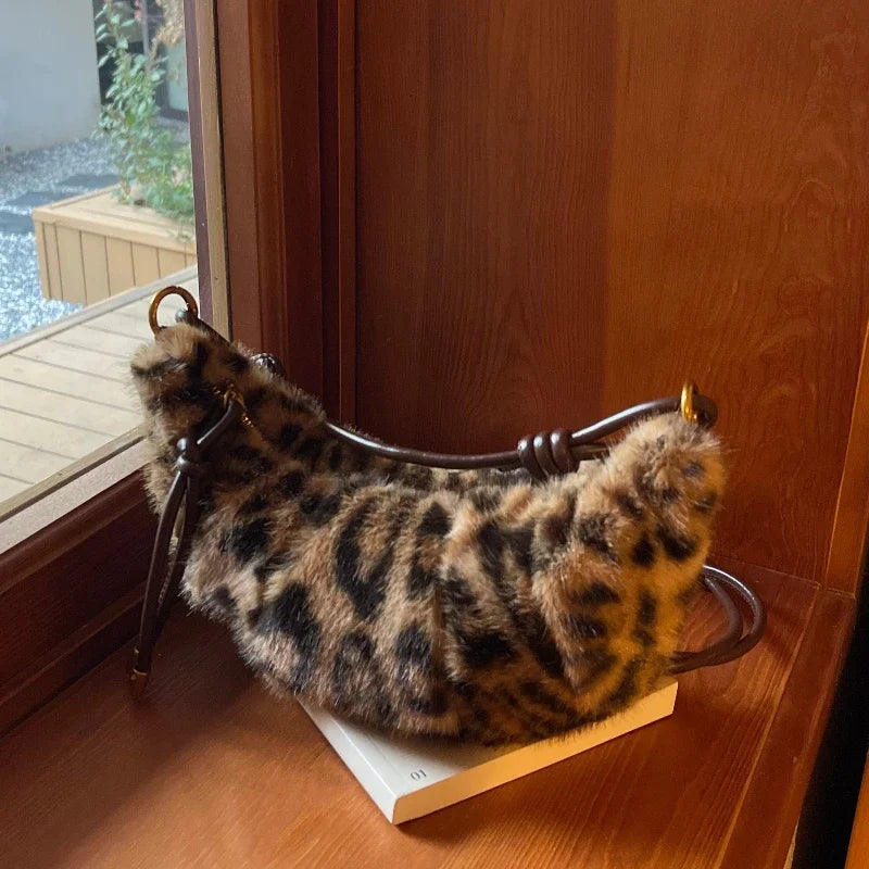 Ingvn - Leopard Plush Bag Faux Fur Bolsas Feminina  Fashion Commuter Bolsa Crossbady Bags for Woman Bolsos Mujer Croissant Sac Femme