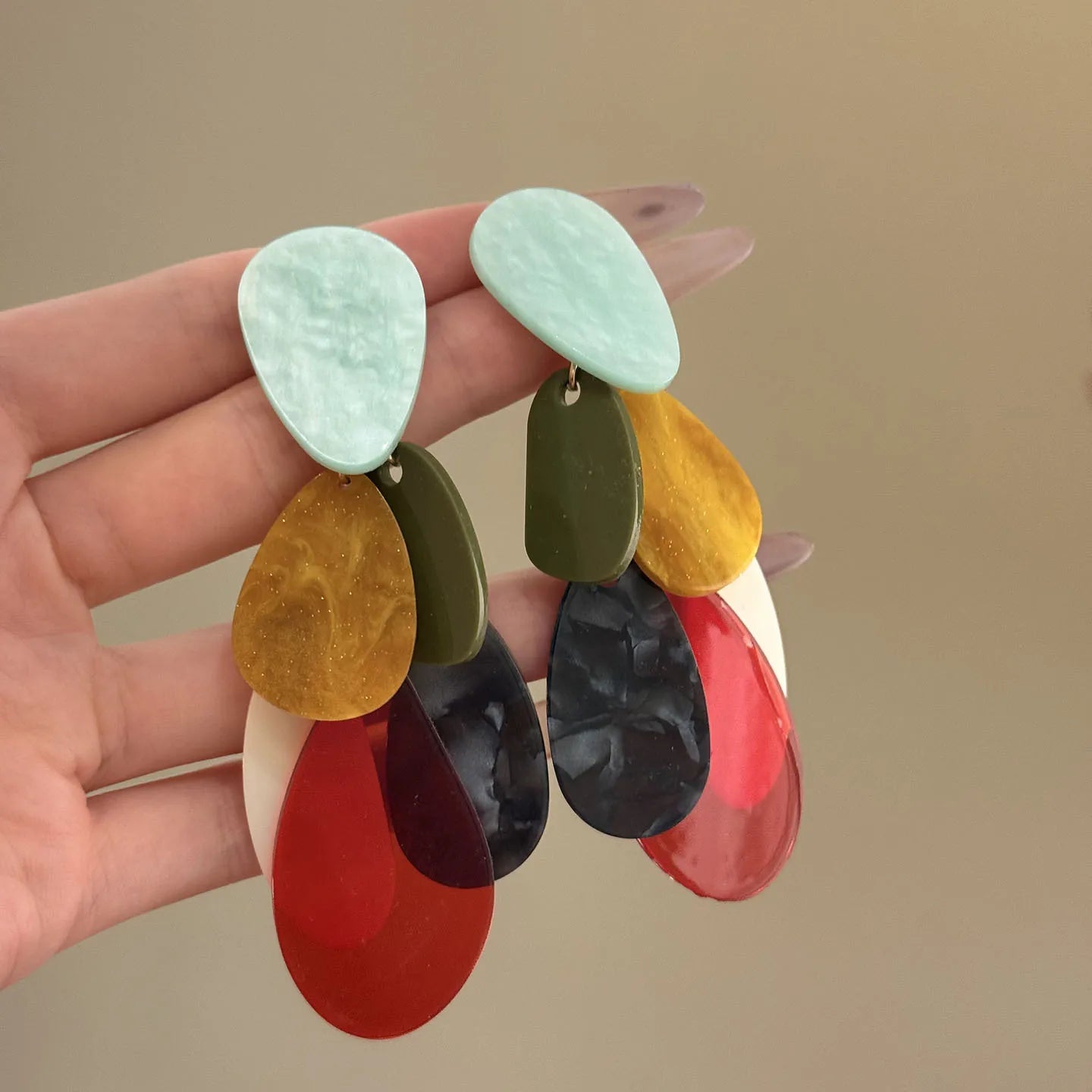 Ingvn  Irregular Acrylic Geometric Oval Dangle Earrings for Women Personality Temperament Earring Simple Unique Charm Jewelry Travel