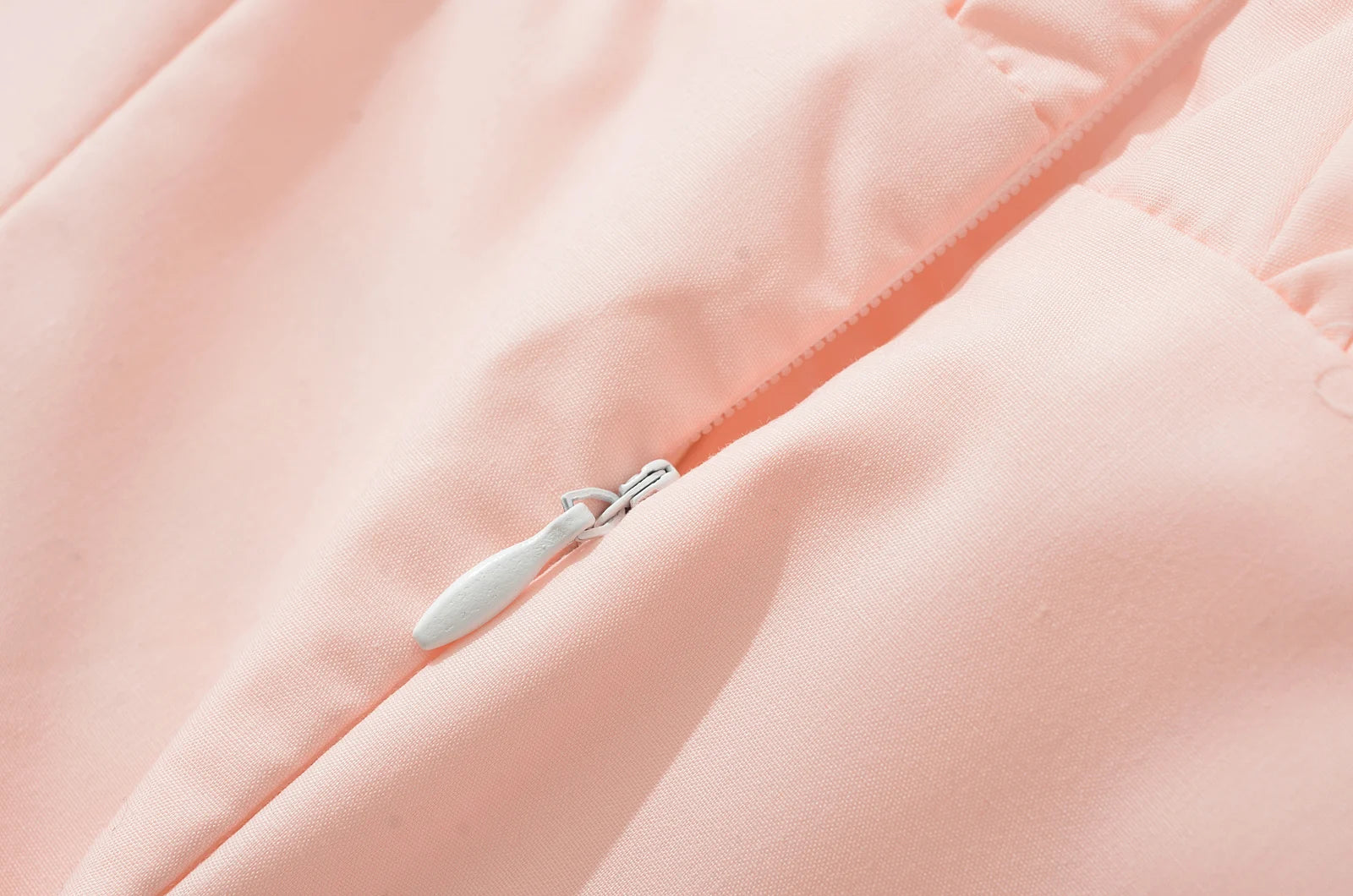 Ingvn  Sexy Pink Elastic Strap Tank Dress Ruched Slash Neck Zipper Back Slim Low Waist Hem Swing Midi Long Robe Sleeveless Vestidos