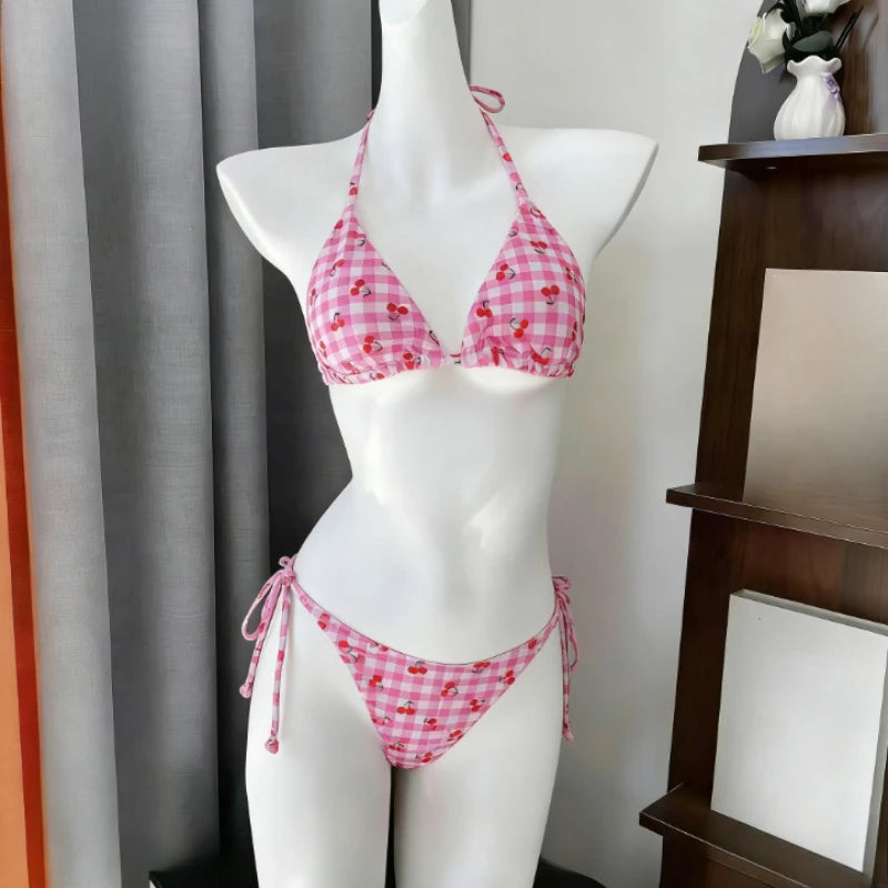 Ingvn  Women's Cute Floral Print Bikini Set Halter Strap Two Piece Swimsuit Ruffle Trim Backless Beachwear Summer Fashion Bathing Suit