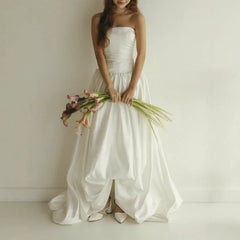 Ingvn - Korean Minimalist Strapless Satin Wedding Dress A‑Line Pleated Skirt Bridal Gown Simple Elegant For Photoshoot Elopement Wedding