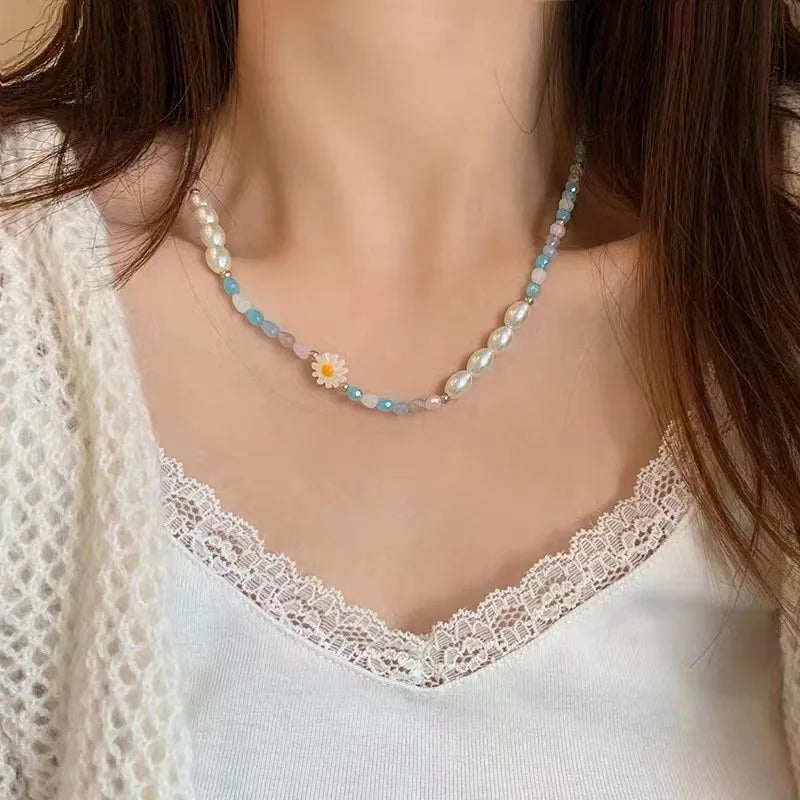 Ingvn  Baroque Simulated Pearls Cute Flowers Colorful Hand-woven Beaded Short Clavicle Chain Choker Necklace For Women Girls Jewelry