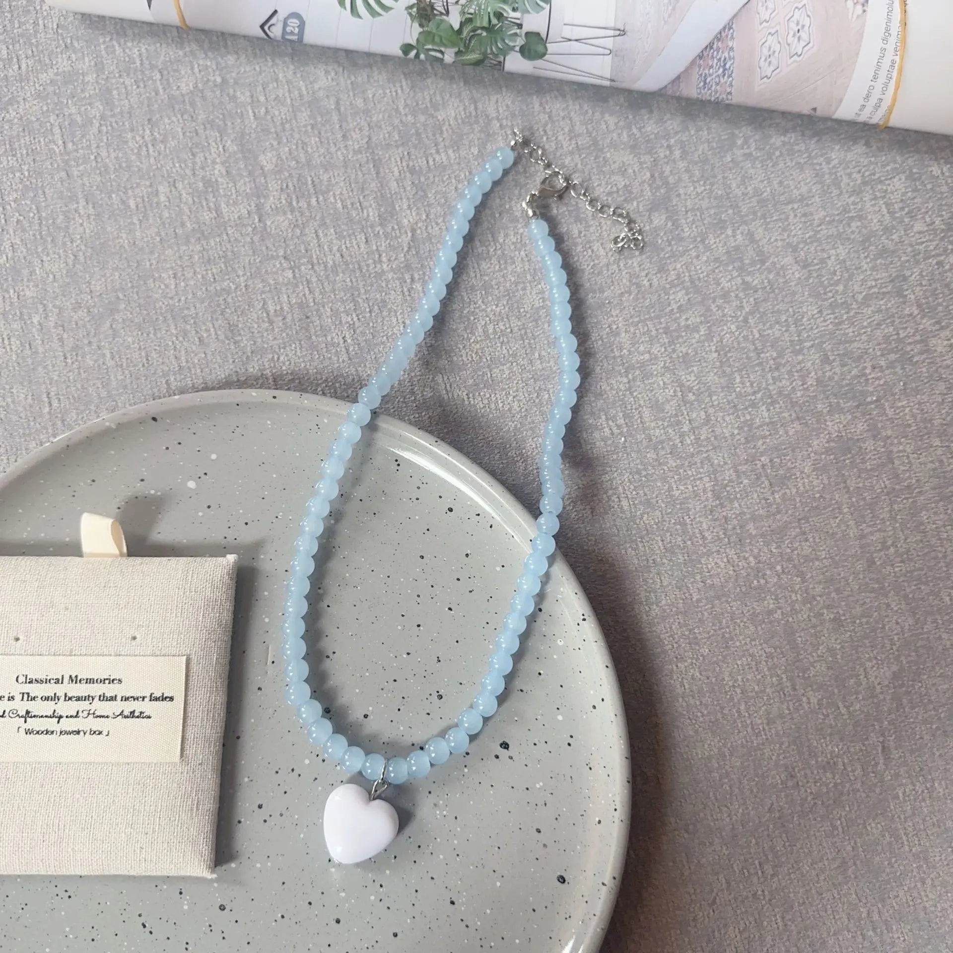 Ingvn  New Color Beaded Chain Resin Heart Pendant Necklace For Women Girls Trendy Clavicle Chain Delicate Jewelry Gift