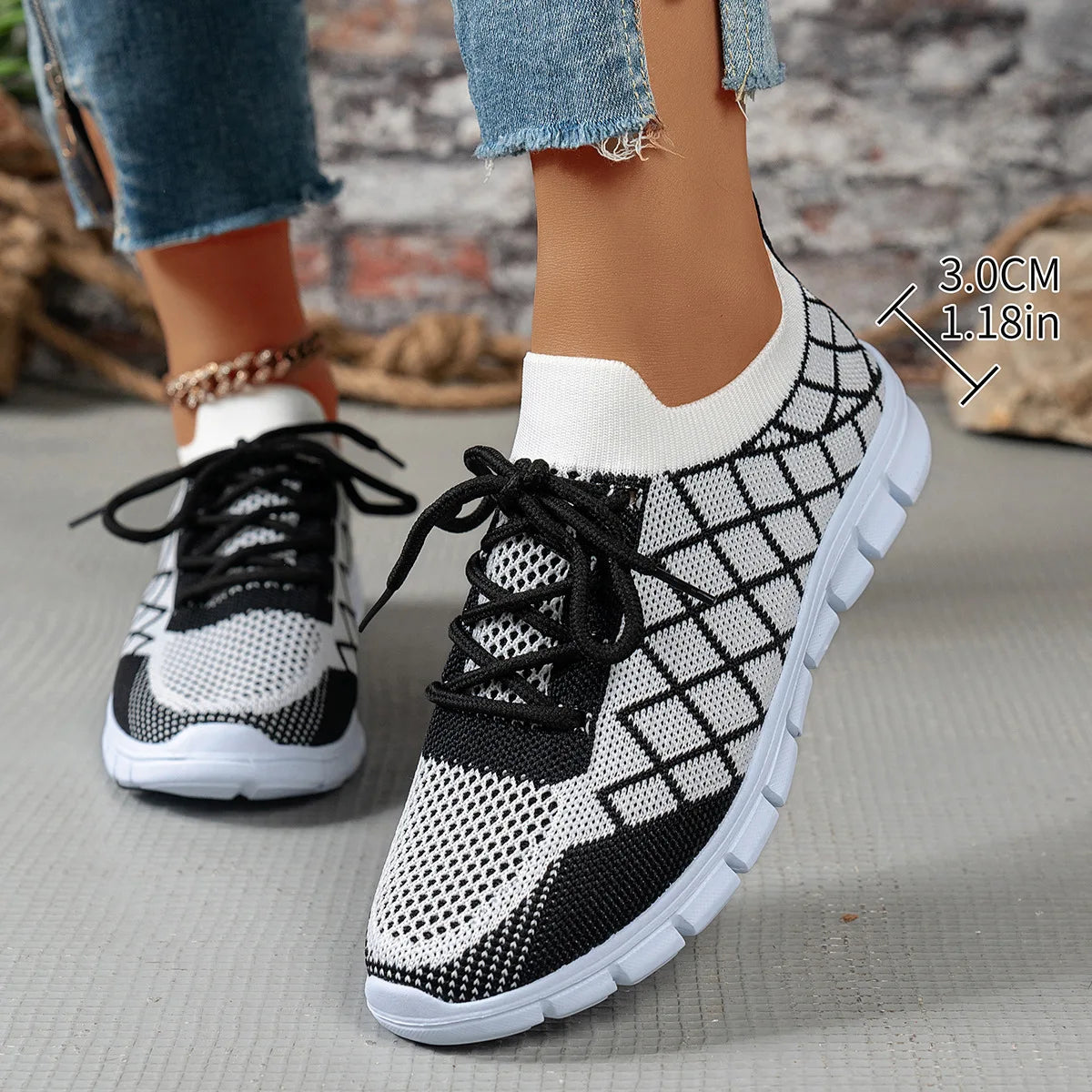 Ingvn  Women's Fashion Strip Plaid Knitted Sneakers Soft Sole Breathable Mesh Running Shoes for Women Lightweight Slip On Tennis Shoes