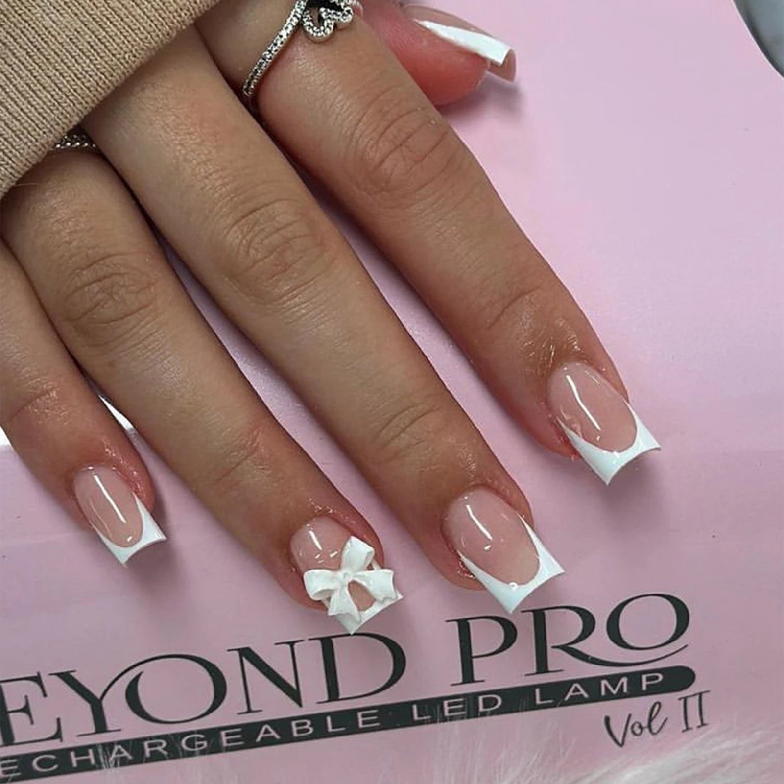 White French Press on Nails 3D Bowknot Designs Nude Color Fake Nails Wearable False Nails Tips for Women DIY Manicure 24Pcs