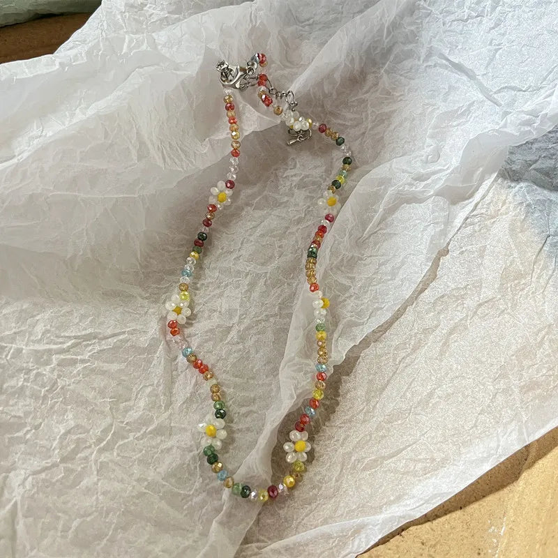 Ingvn  Trend Daisy Flowers Colorful Shiny Resin Bead Choker Clavicle Chain Sweet Necklace For Women EGirls Summer Vacation Jewelry