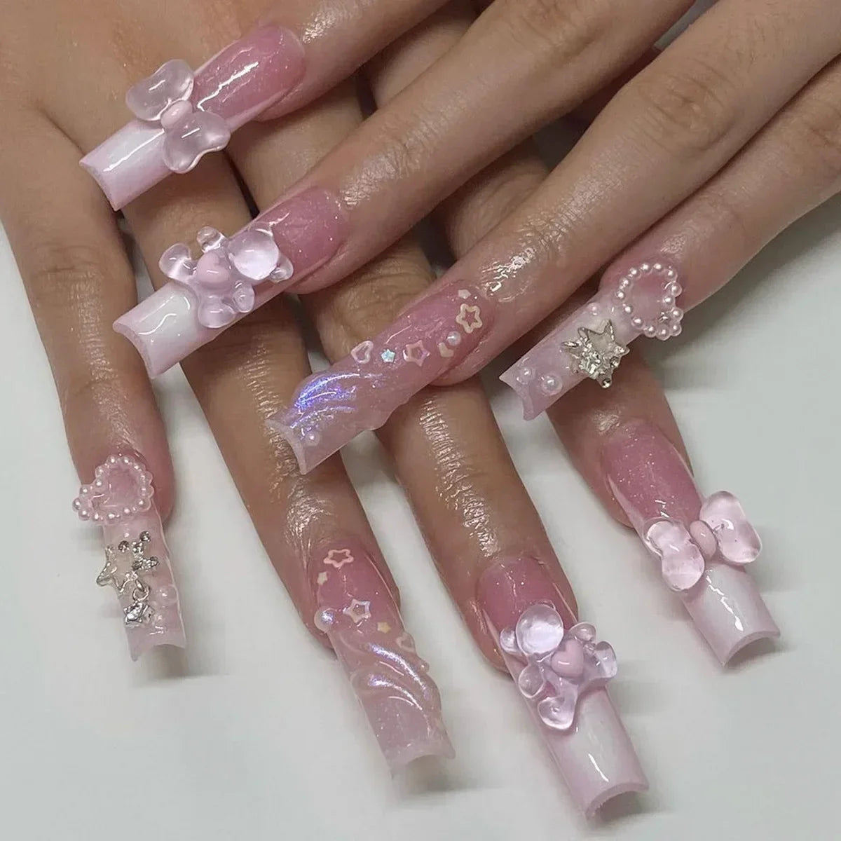 Ingvn  24Pcs Simple Blue French Fake Nails with Diamond Love Pattern Design False Nails Press on Mid-length Ballet Full Cover Nail Tips