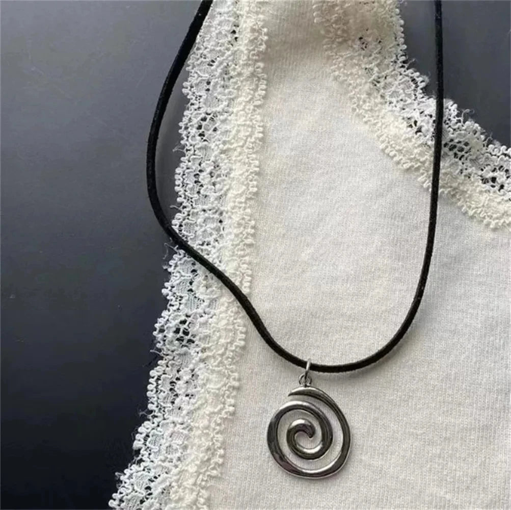Ingvn  Vintage Spiral Vortex Pendant Hand-woven Leather Rope Necklace for Women Unisex Boho Pentagram Necklace Fashion Y2K Jewelry