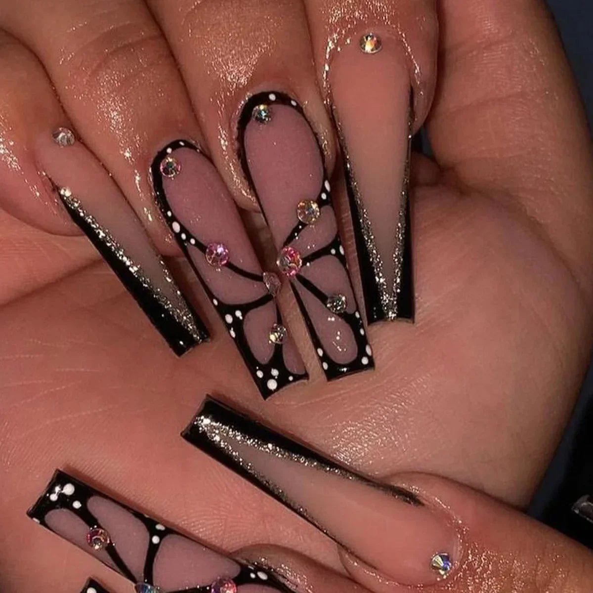Ingvn  24Pcs Simple Blue French Fake Nails with Diamond Love Pattern Design False Nails Press on Mid-length Ballet Full Cover Nail Tips