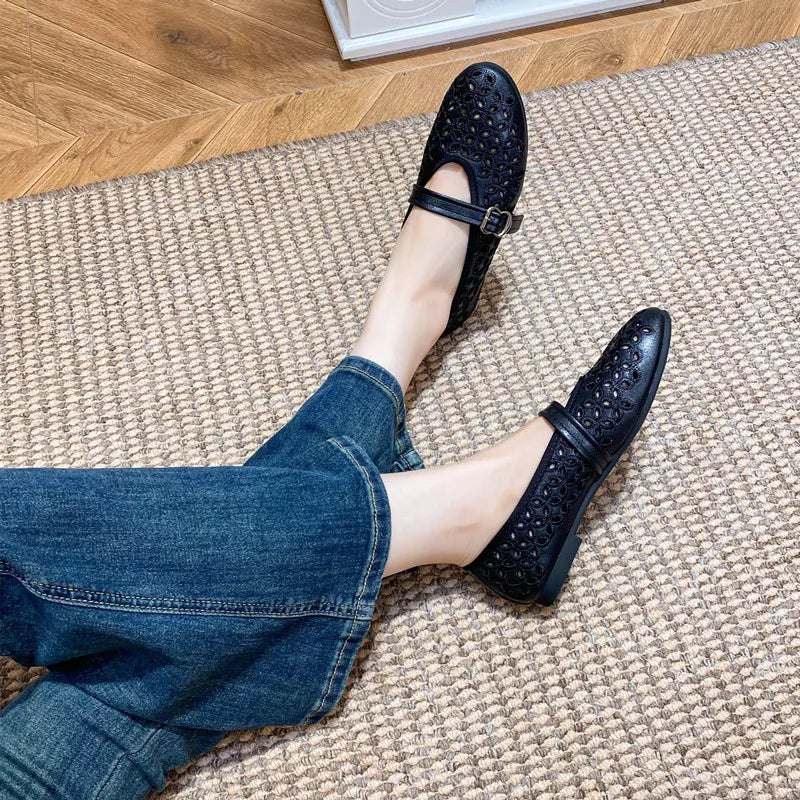 Ingvn  Fashion Embroidery Hollow out Women Ballet Flats Comfortable Soft Soles Mary Janes Lazy Walking Loafers Casual Girls Shoes
