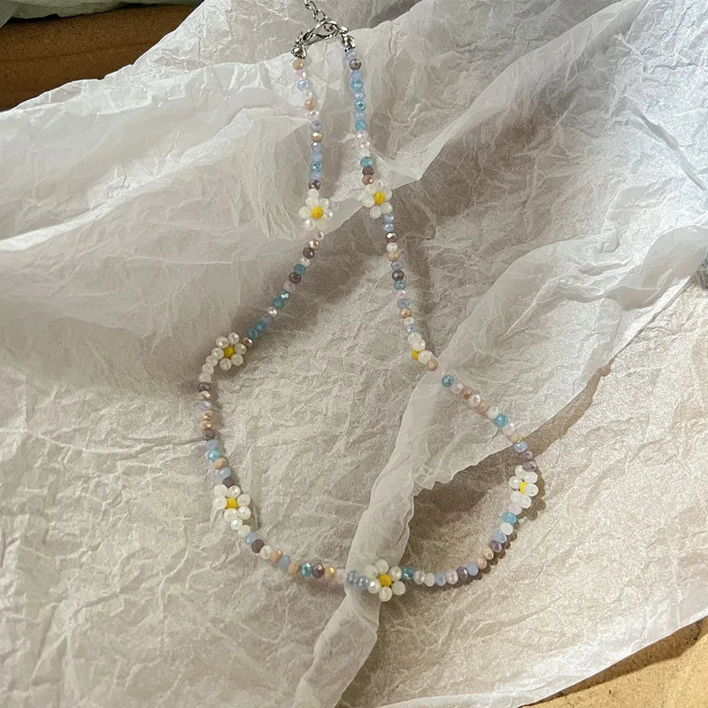 Ingvn  Trend Daisy Flowers Colorful Shiny Resin Bead Choker Clavicle Chain Sweet Necklace For Women EGirls Summer Vacation Jewelry