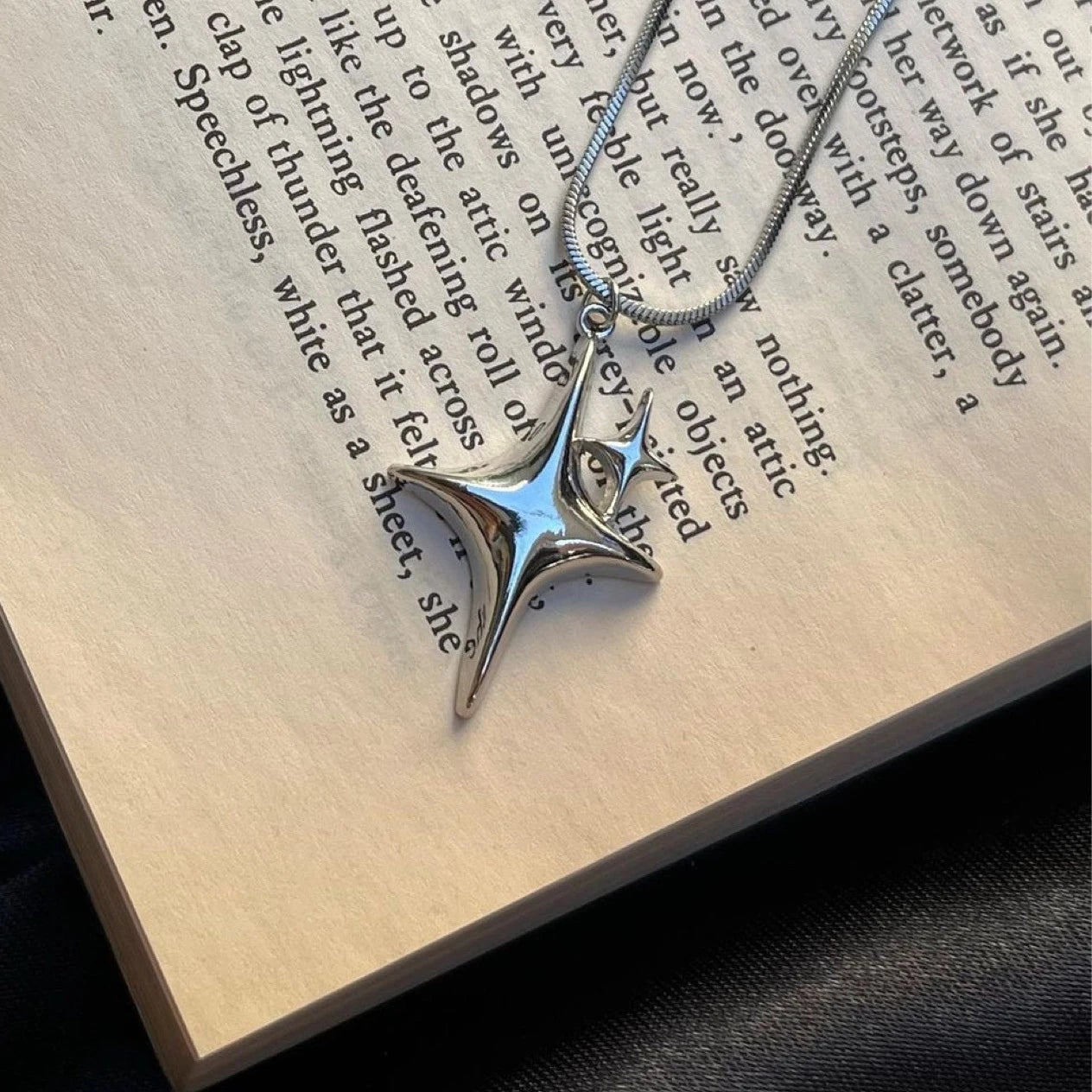 Minimalist Star Cross Stainless Steel Pendant Necklace for Women Men Punk Hip Hop Unisex Neck Chain Y2K Fashion Jewelry Gifts