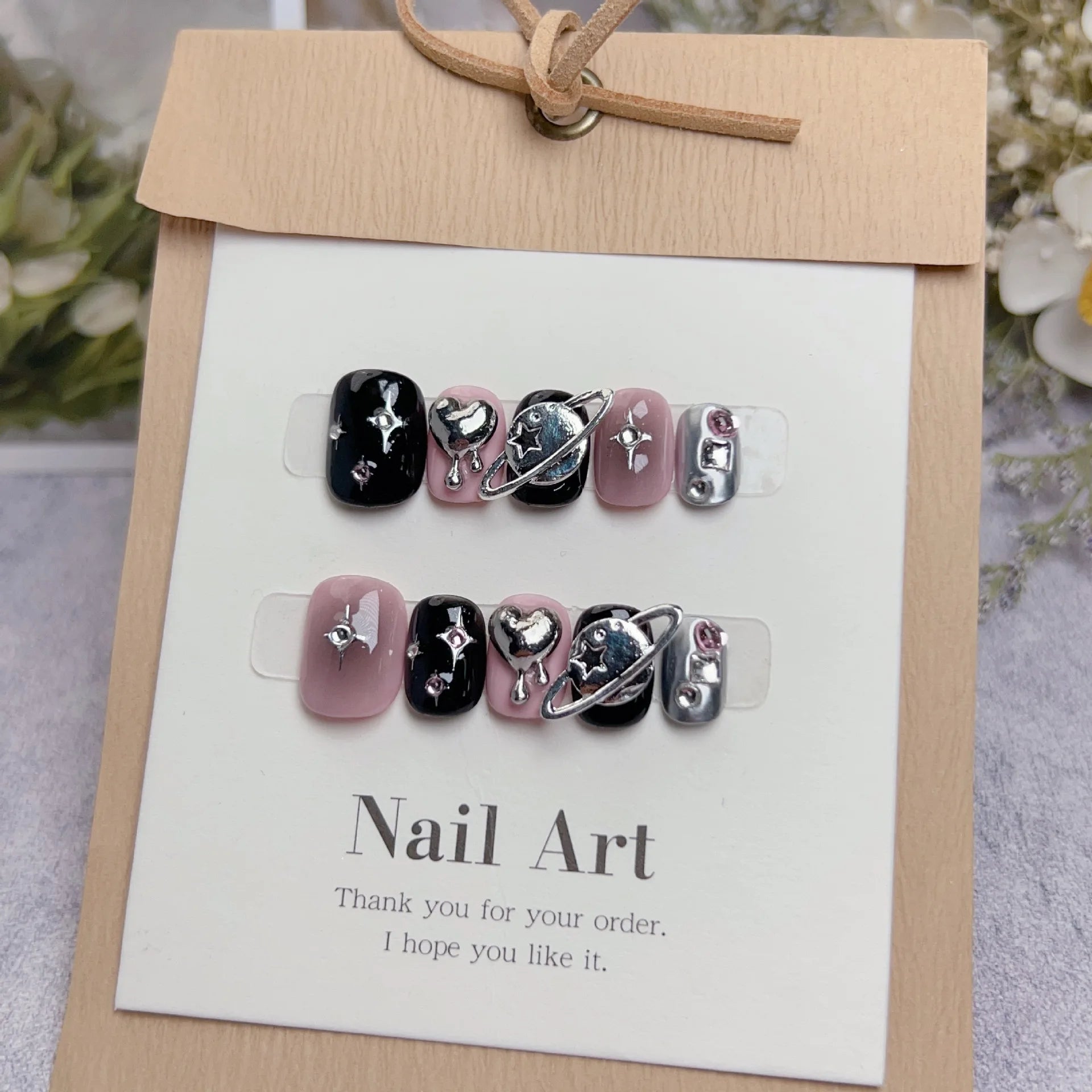 Ingvn  10Pcs Short Sweet and Cool Handmade Press On Nails Full Cover Design Round Head Fake Nail Artificial Manicure Wearable Nail Tips