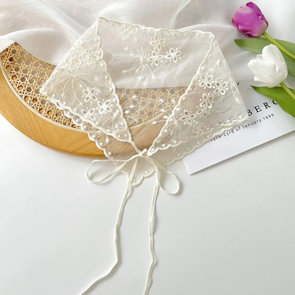 Ingvn  Casual Vintage Lace Flower Hair Scarf Cute Thin White Bandanas for Women Chic Style Bohemian Triangle Head Scarf Photography