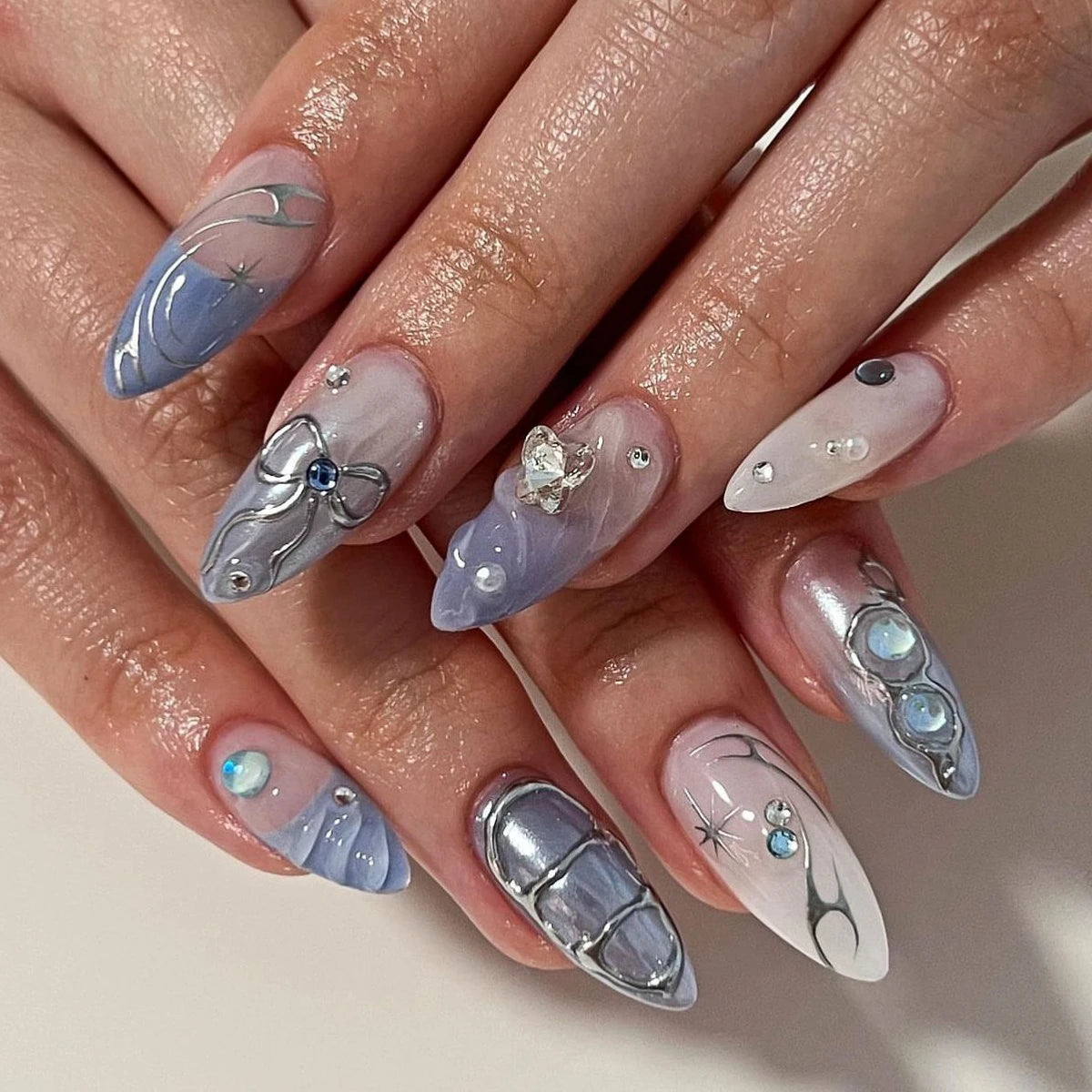 3D Pearl Shell Fantasy Polarized French Almond Shape False Nails Summer Detachable Finished Fake Nails Press on Nails with Glue