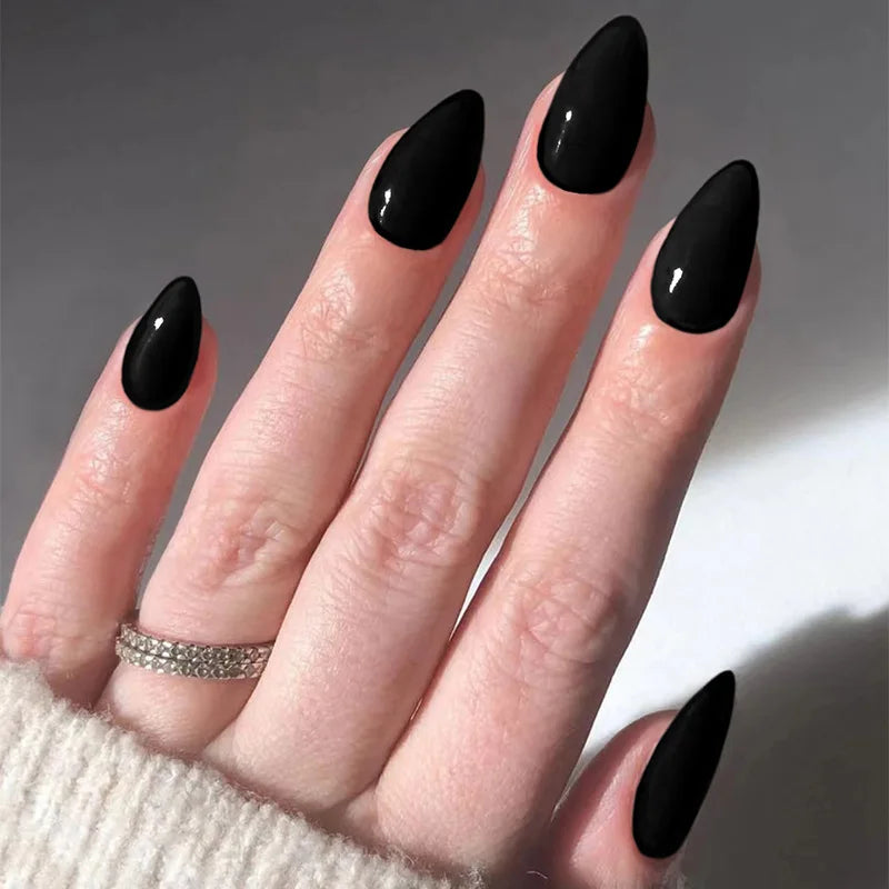 Ingvn  24Pcs Simple Green French False Nails Short Almond Fake Nails with Wave Line Design Wearable Round Head Press on Nail Tips